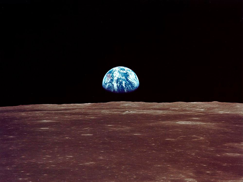 Earth-From-Moon-1920X1440.jpg
